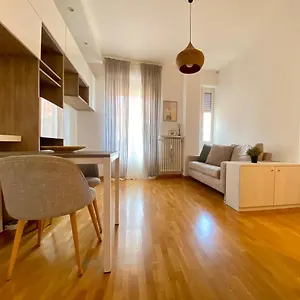  Appartamento Da Vinci - With Balcony In Design District - Tortona Area