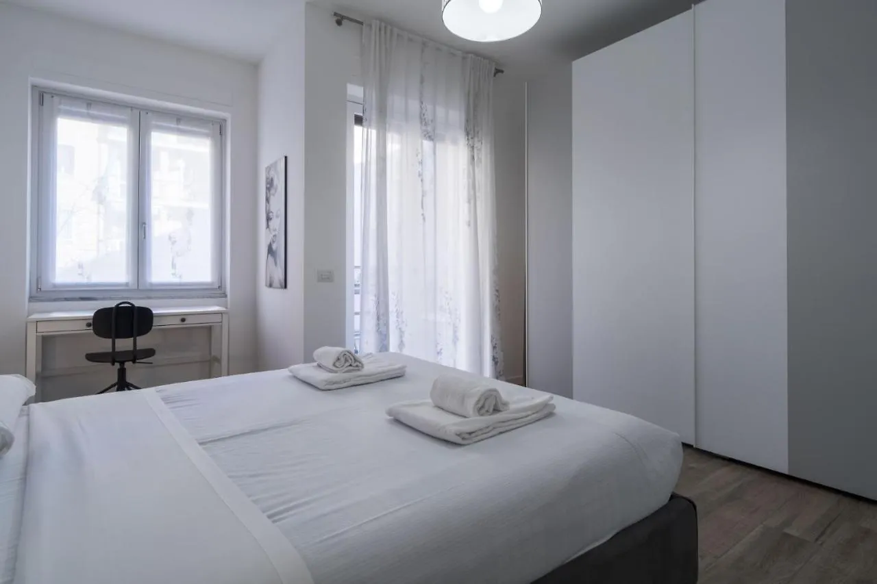 Easylife - Lussuoso E Moderno Bilocale A Due Passi Dalla Zona Fiera E City Life Milan 0*,